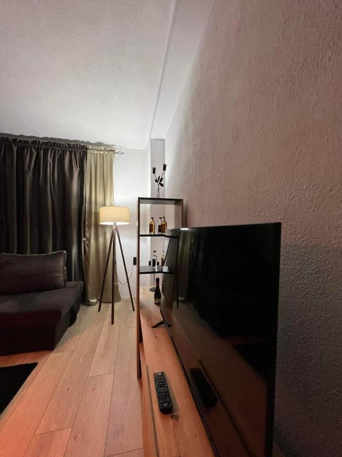 Anka Apartment Stip Luaran gambar